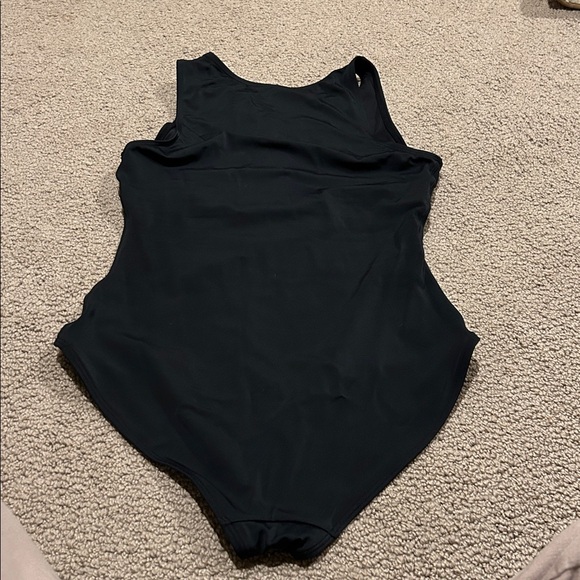 Andie Malibu One piece Swimsuit - Picture 3 of 5